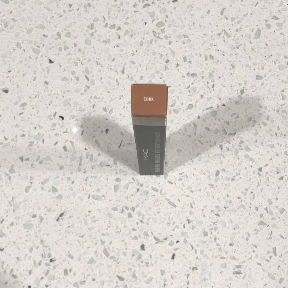 MAC Cosmetics Big Brow Pencil Cork Eyebrow NWT - Picture 7 of 8